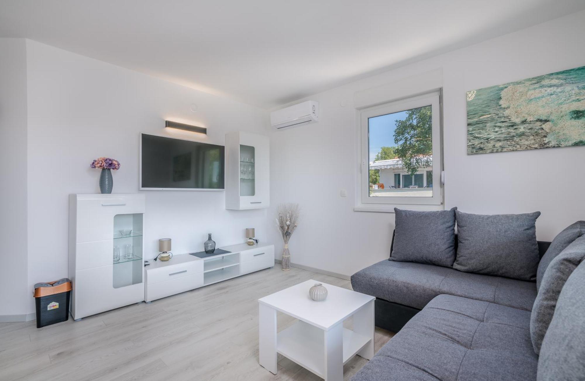 Apartments Villa "Aurea" With Pool Krk Town Rom bilde